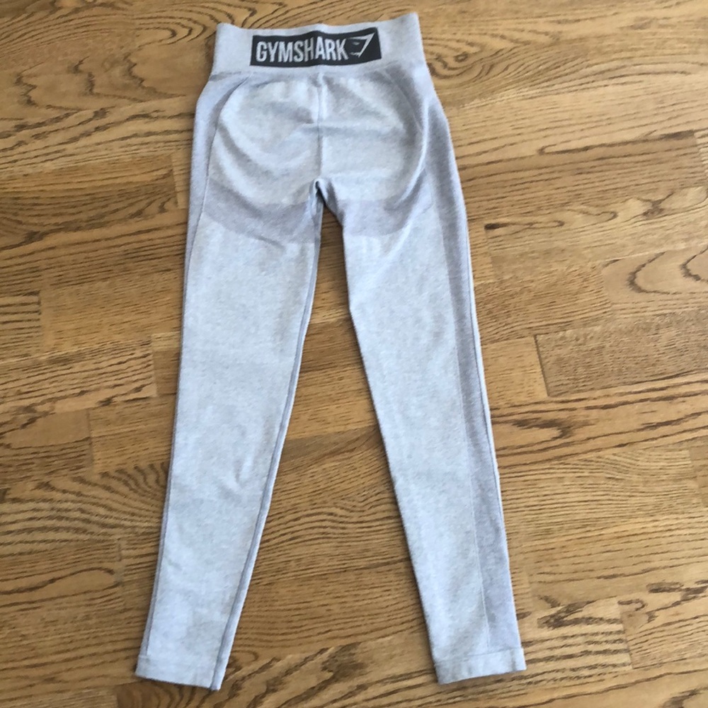 Gumshark leggings